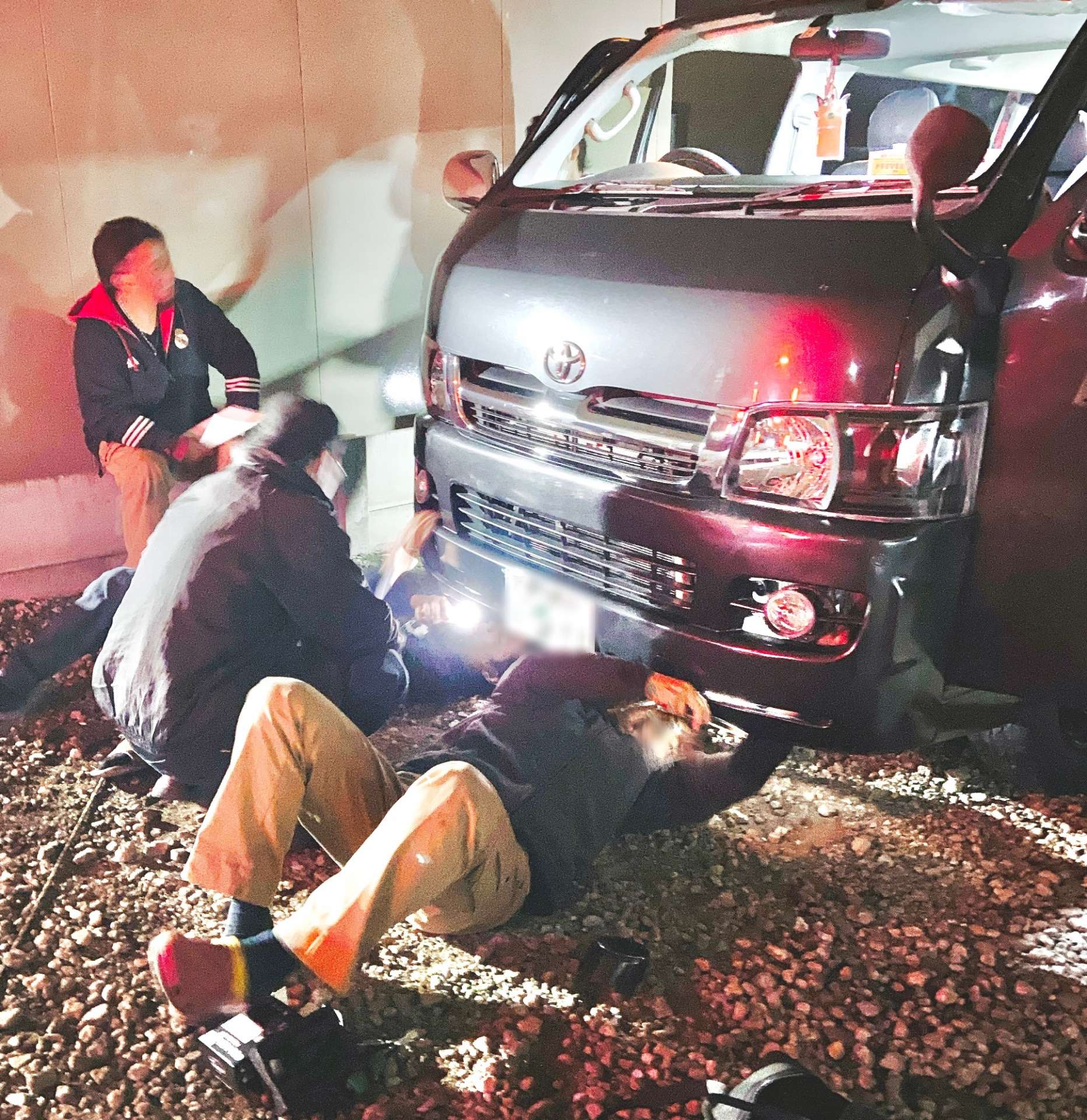 現場の相棒！社用車のランプ交換